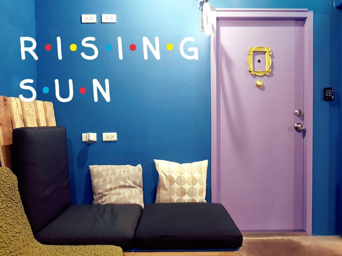 Hostel Of Rising Sun 昇行旅 Yonghe Exteriör bild